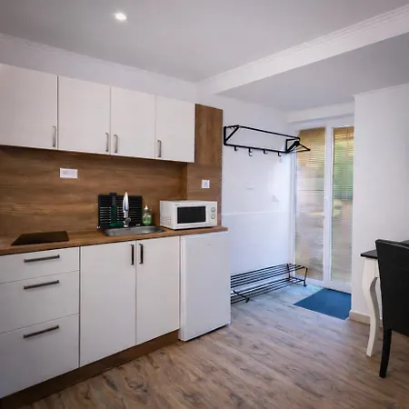 Apartmán Garden Studio With Kitchen & Bbq - Kindstay Suites Prague Airport Tuchomerice